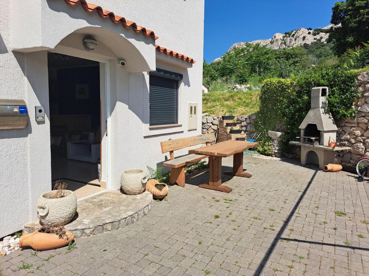 Apartments Leticia Baška Zewnętrze zdjęcie