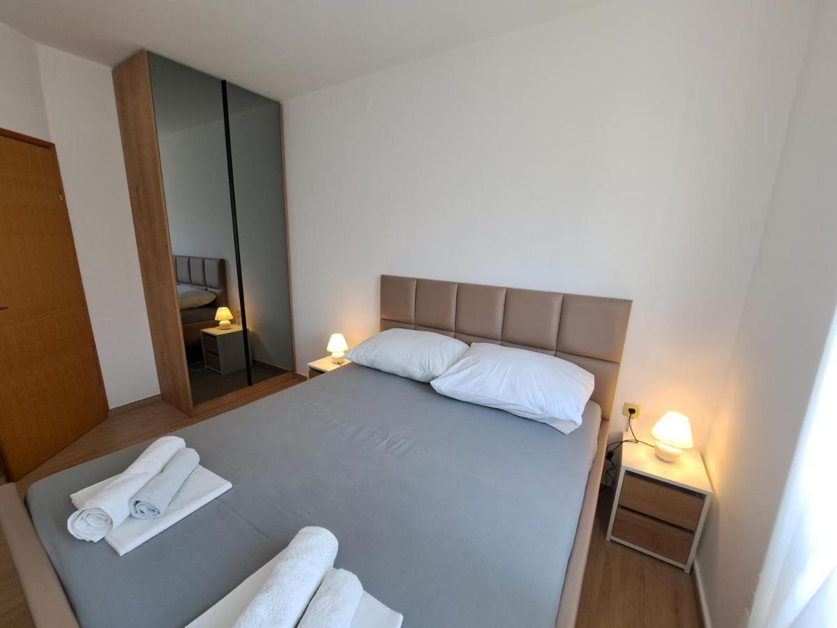 Apartments Leticia Baška Zewnętrze zdjęcie