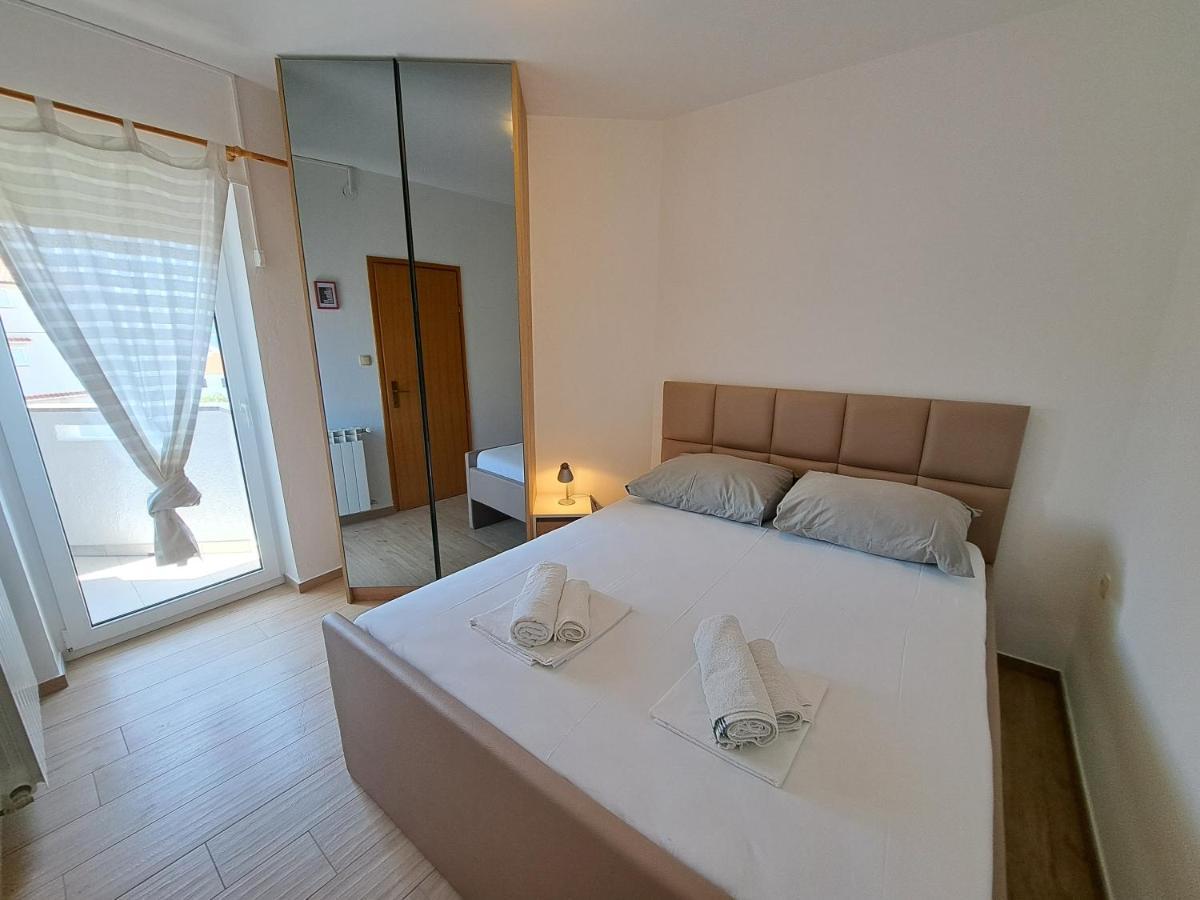 Apartments Leticia Baška Zewnętrze zdjęcie
